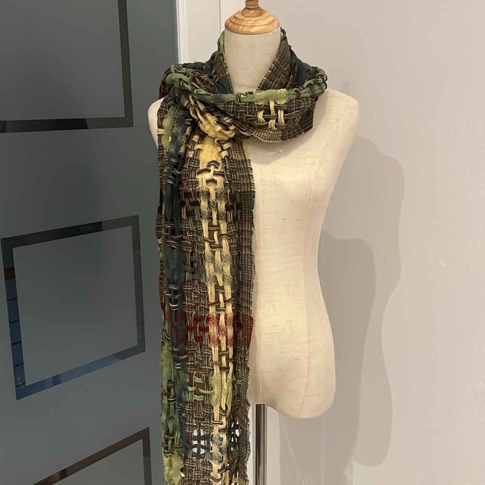 NWT Suantrai Of Ireland Multicolor Scarf 100% Wool Open Knit